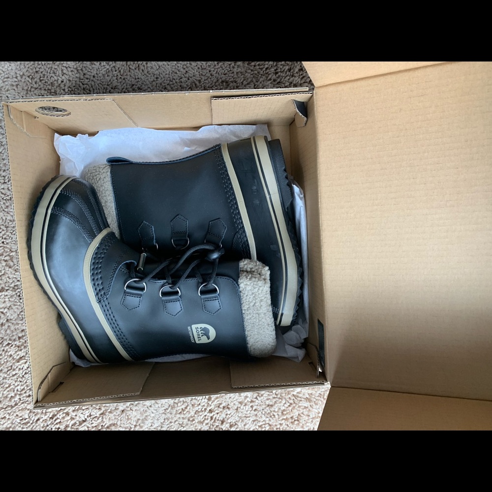 Sorel kids boots NWT - Picture 5 of 6